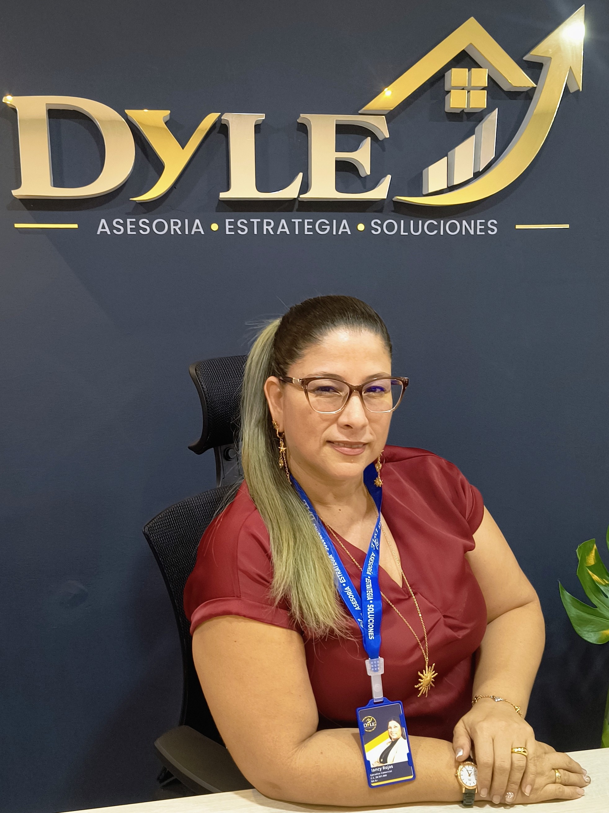 Nancy Rojas — Ejecutiva Comercial DYLE